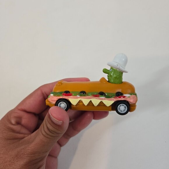 Vintage 1991 Subway Petey Pickle in Submobile Pull Back Car Fast Food Toy 3" - Picture 3 of 9